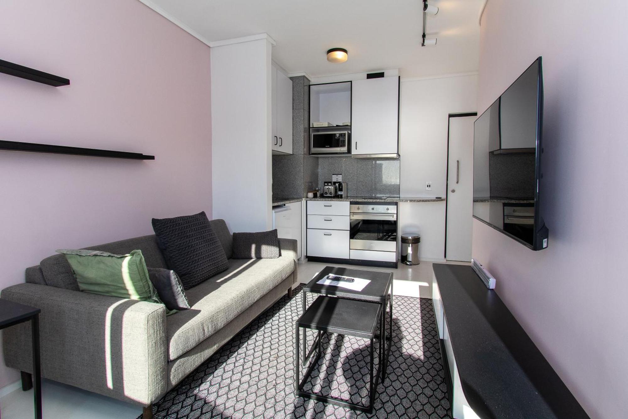 Spectacular 1 Bedroom Flamingo *
