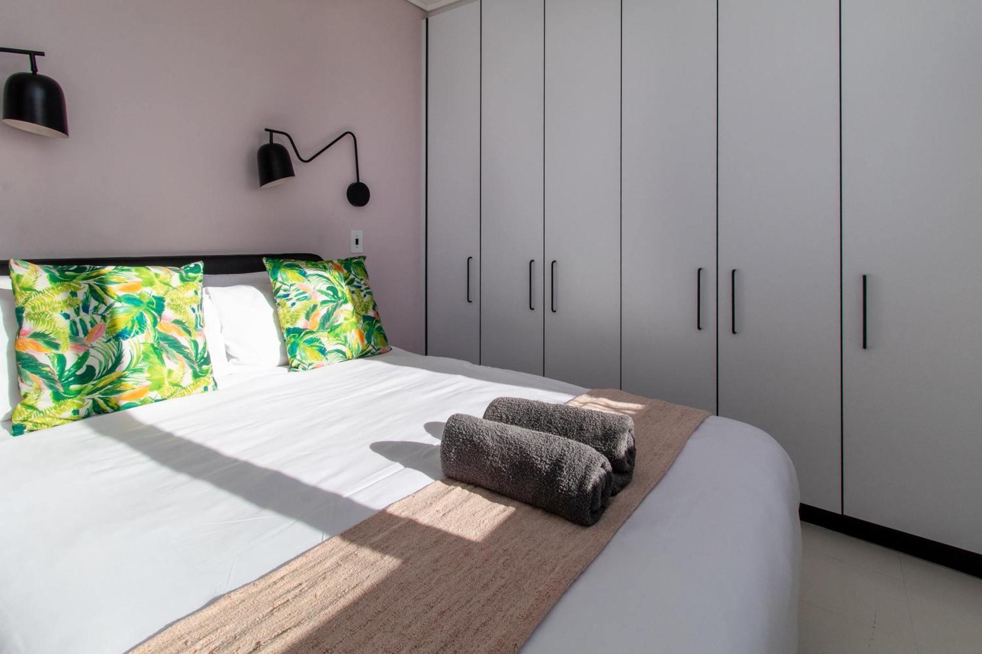 Apartment Spectacular 1 Bedroom Flamingo Cape Town